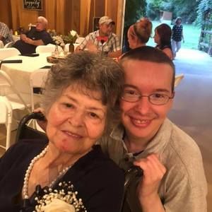 Meet your Posher, Becky